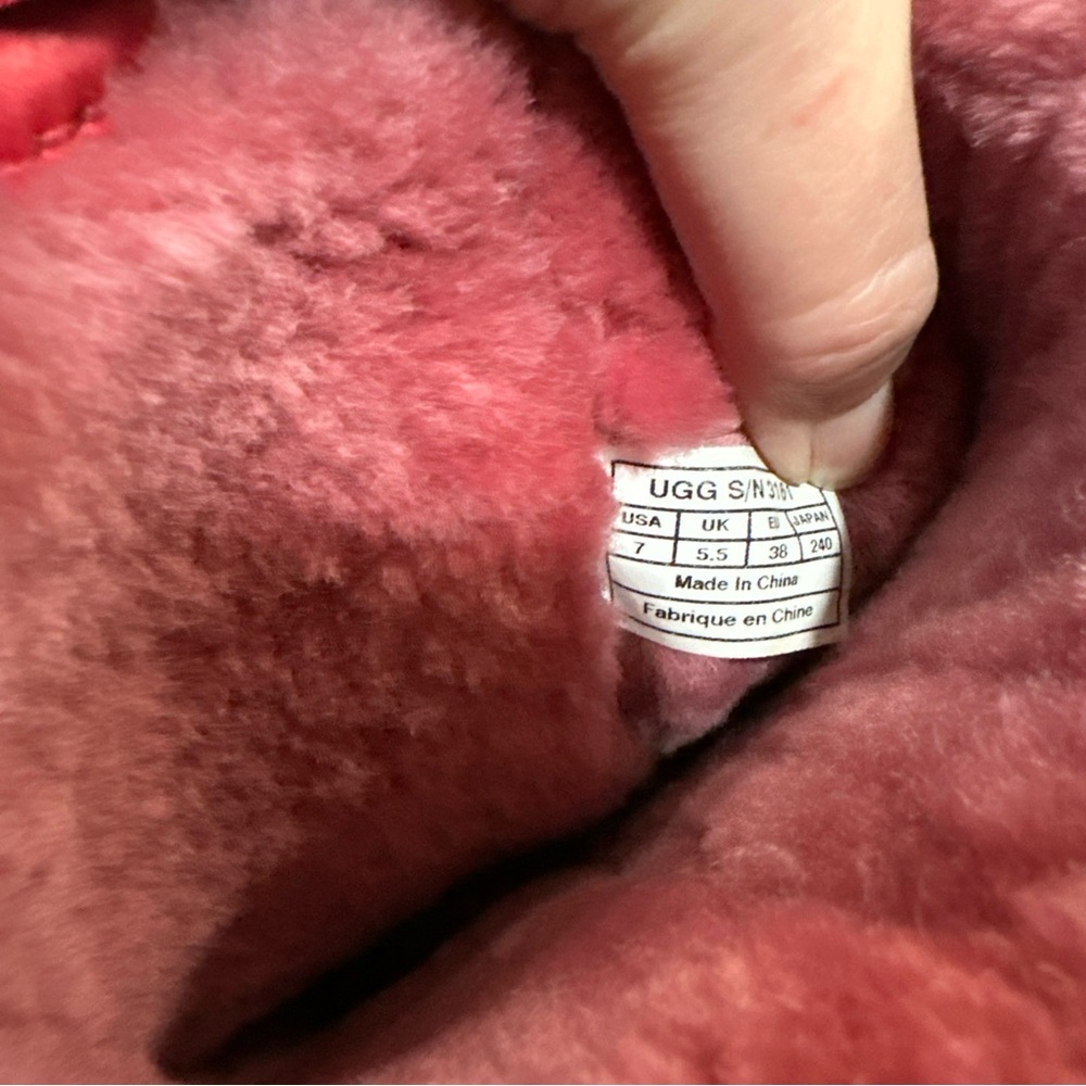 Ugg Ruby Red Pink Sparkle Sequin Short Classic Sh… - image 7